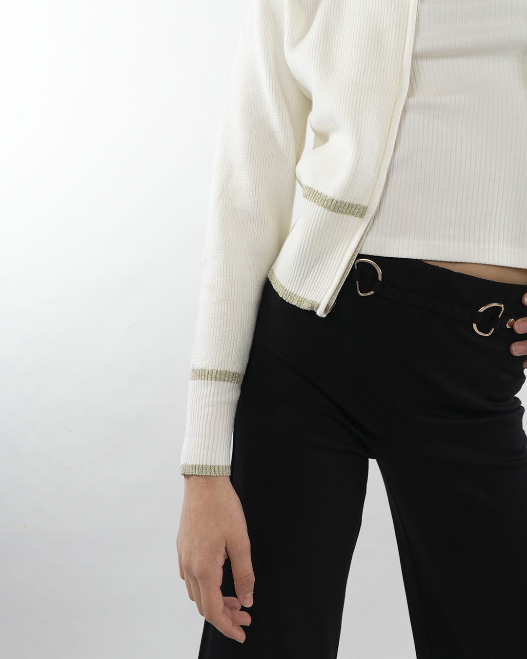 Cardigan con zip e profili oro