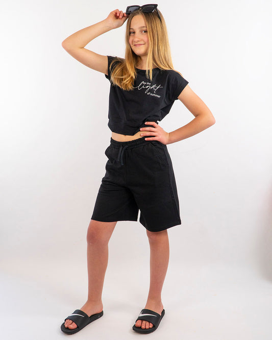Completo con t-shirt scollata e bermuda I DO