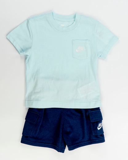 Completo 2 pz. con pantaloncino cargo NIKE