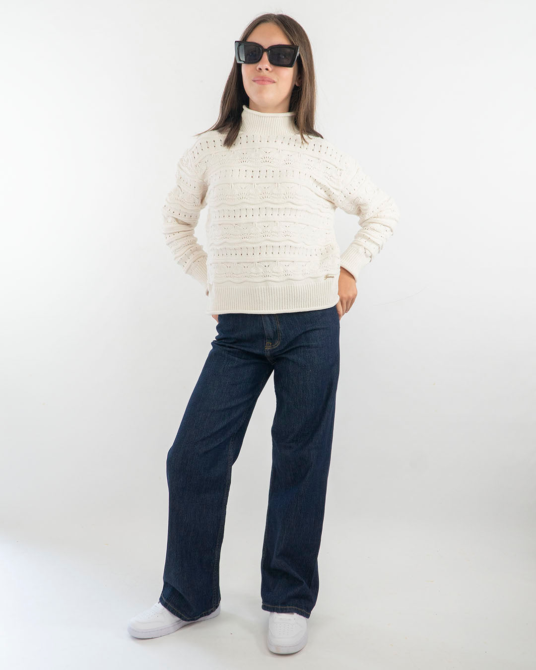 Maglione traforato con collo alto GUESS