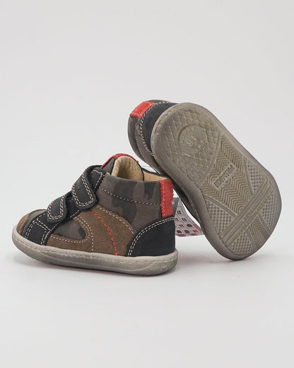 Scarpe in pelle scamosciata con strappi  PRIMIGI