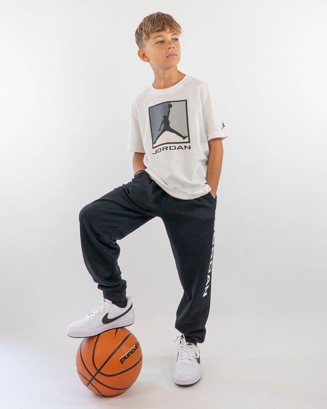 Pantaloni felpati con scritta gommata JORDAN