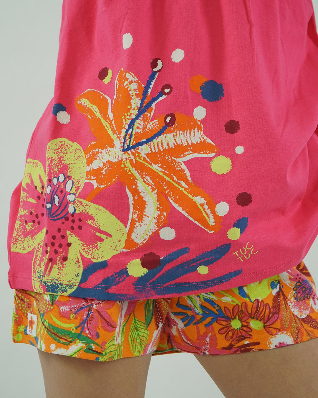 Completo 2 pezzi con short