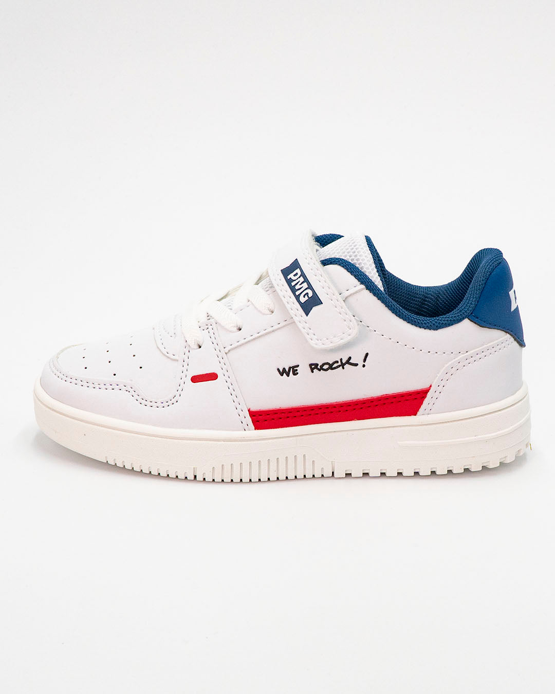 Scarpe con laccio elastico e strappo