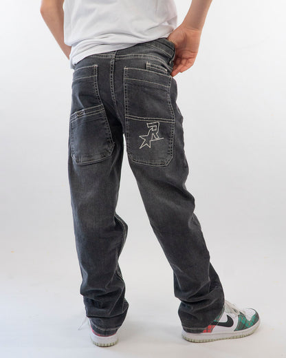 Jeans elasticizzato con ricamo sulla tasca I DO