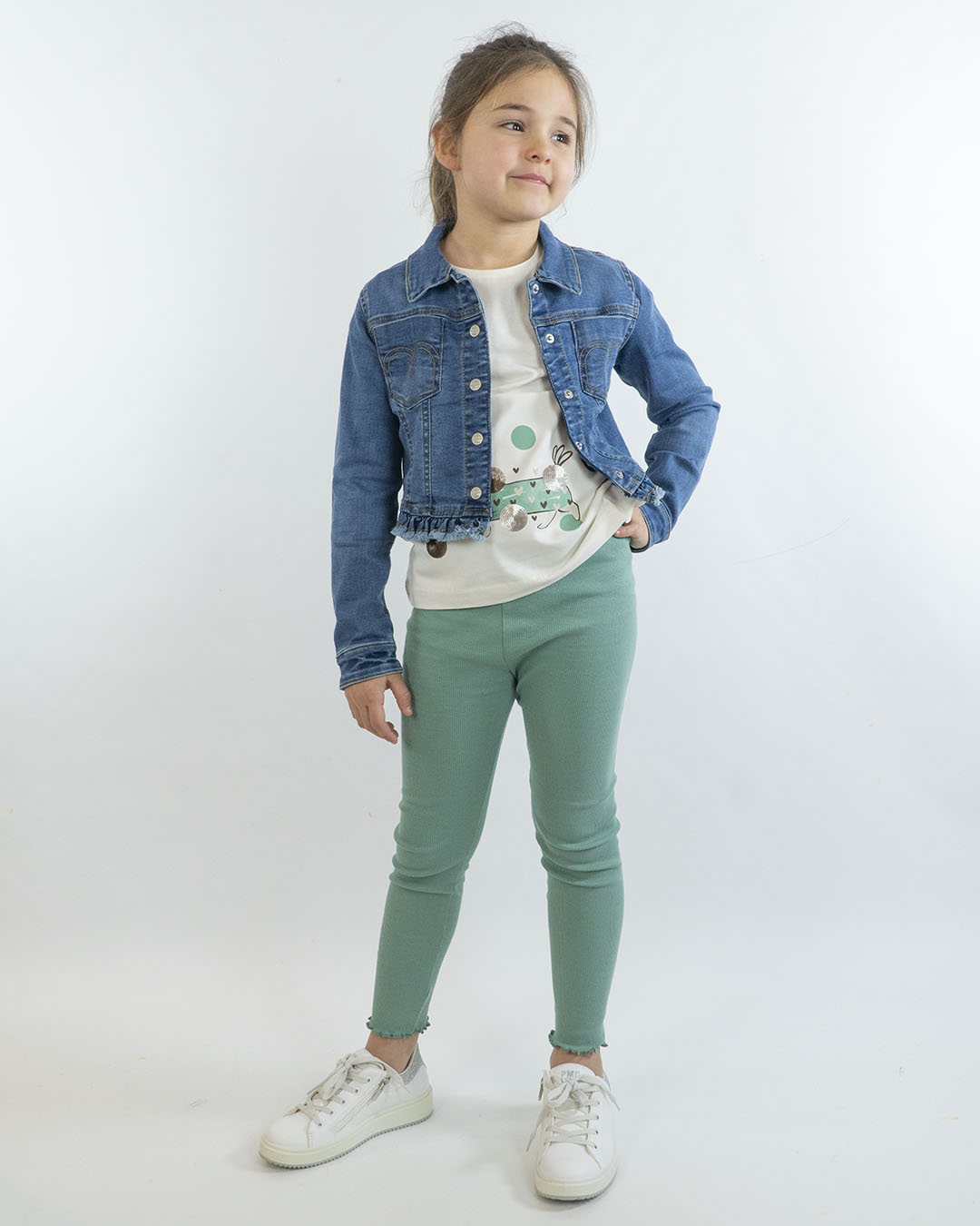 Giubbino jeans con bordi sfrangiati MAYORAL