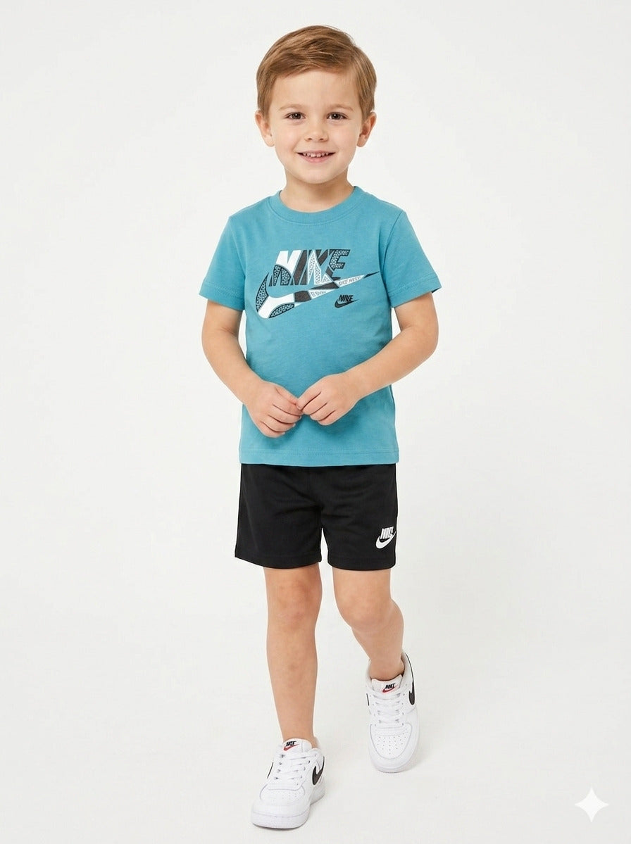 Completo 2 pezzi con logo traslucido NIKE