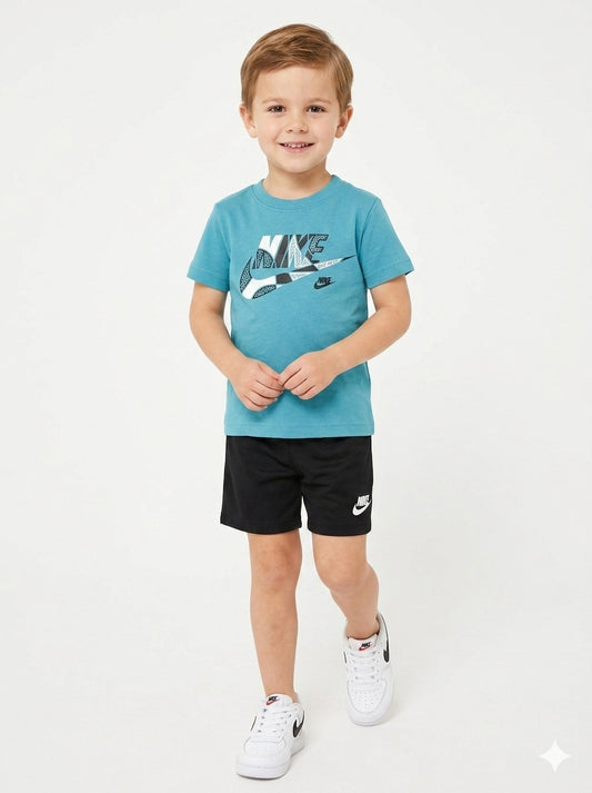 Completo 2 pezzi con logo traslucido NIKE