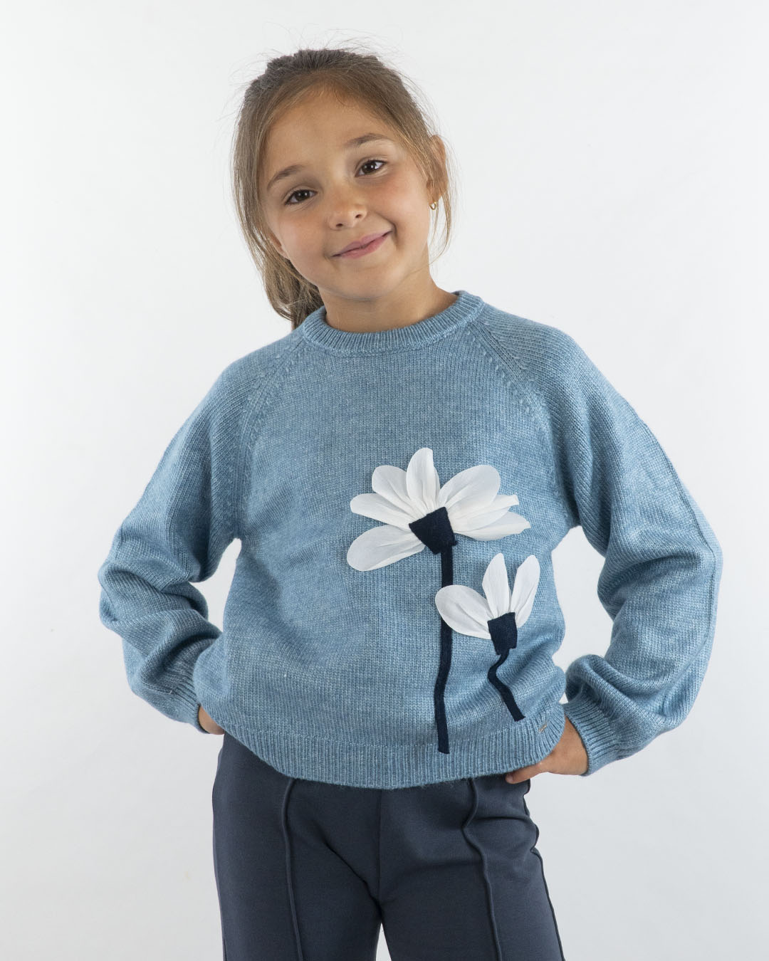 Maglione con fiori applicati MAYORAL