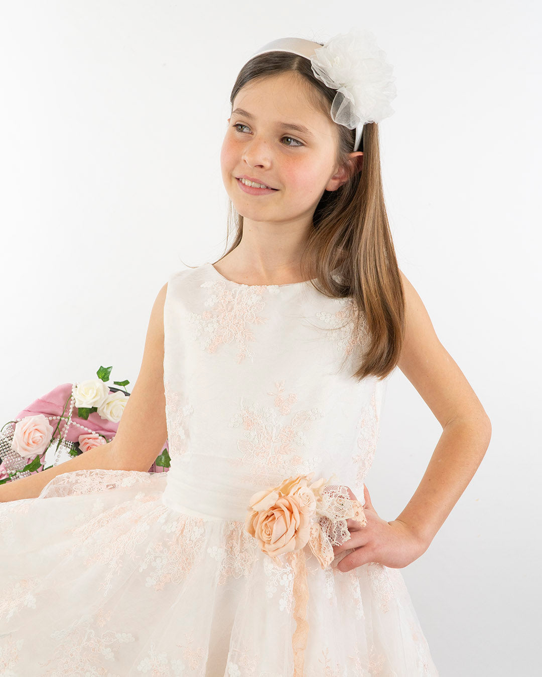 Abito con tulle a balze e pizzo ricamato Mimilù