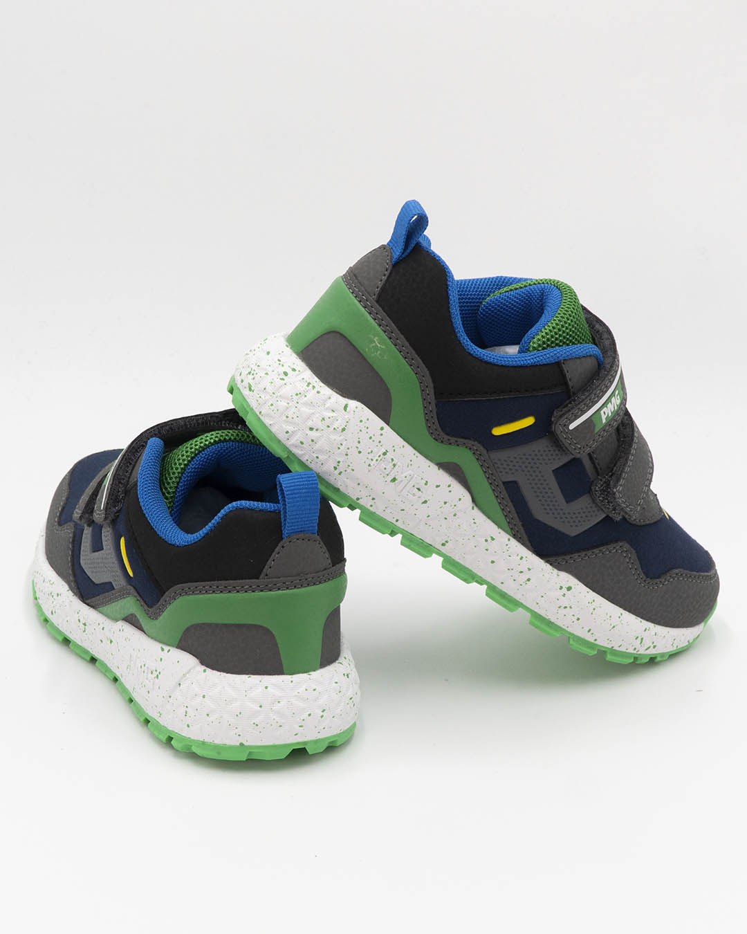 Scarpe multicolor con strappi