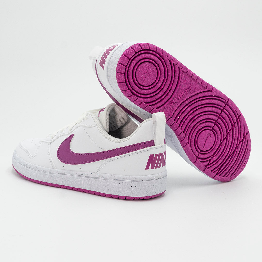 Scarpa con lacci e baffo viola NIKE
