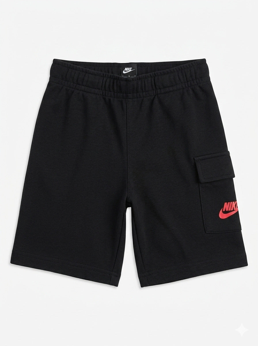 Completo 2 pz. con pantaloncino cargo NIKE