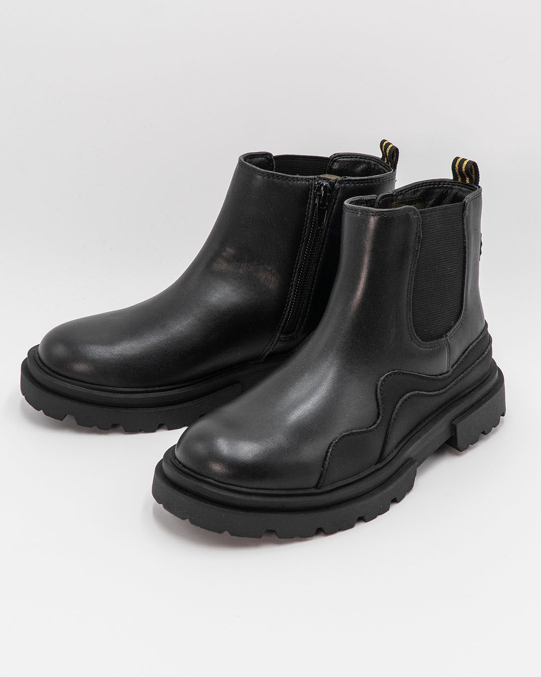 Stivaletto con zip laterale e para PRIMIGI