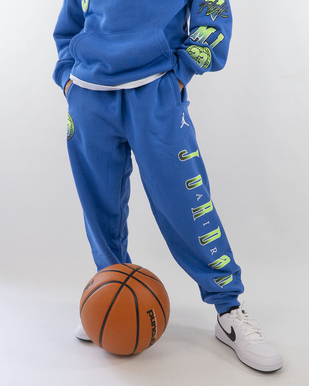 Pantalone felpato con scritta gommata JORDAN