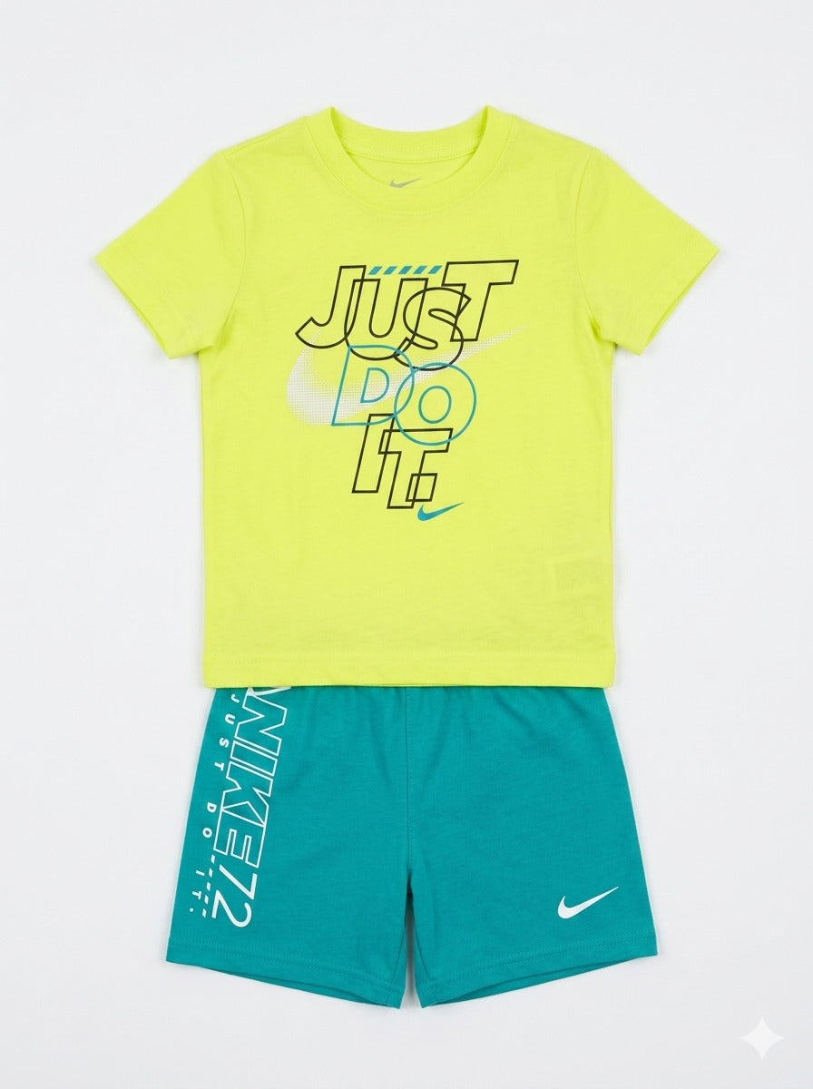 Completo 2 pz. con t-shirt fluo  NIKE