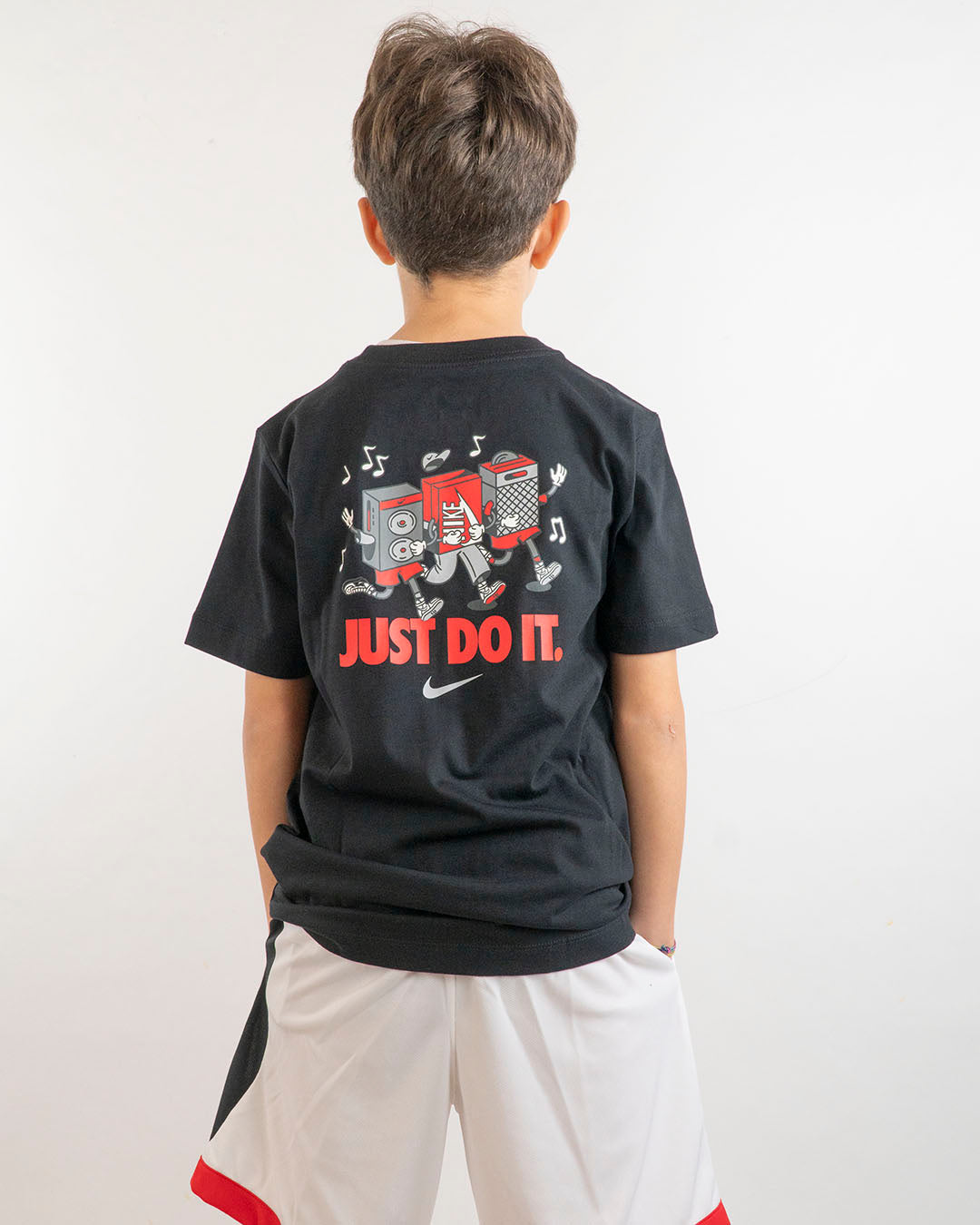 T-shirt con casse stampate sul retro NIKE