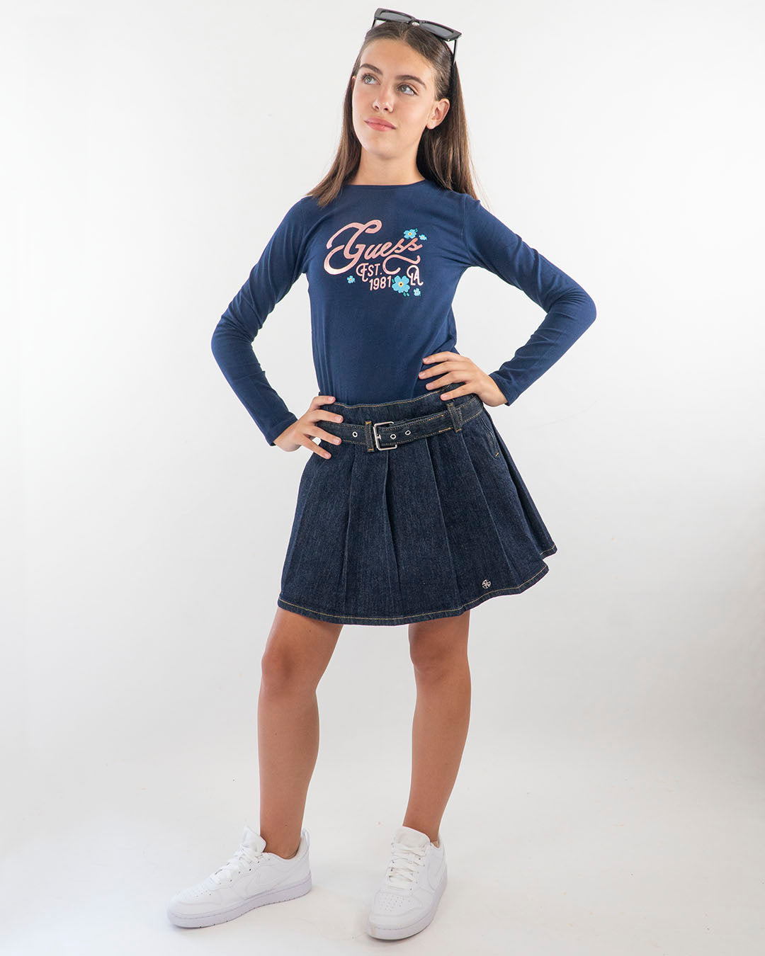 T-shirt manica lunga con logo bronzo GUESS