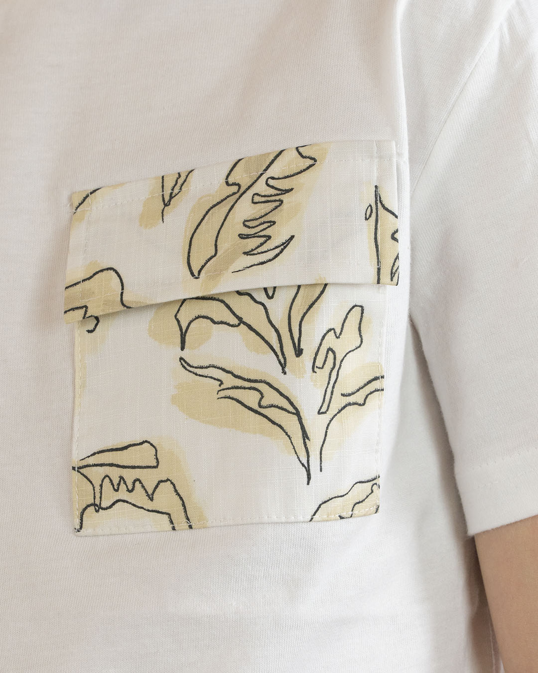 T-shirt manica corta con taschino MAYORAL