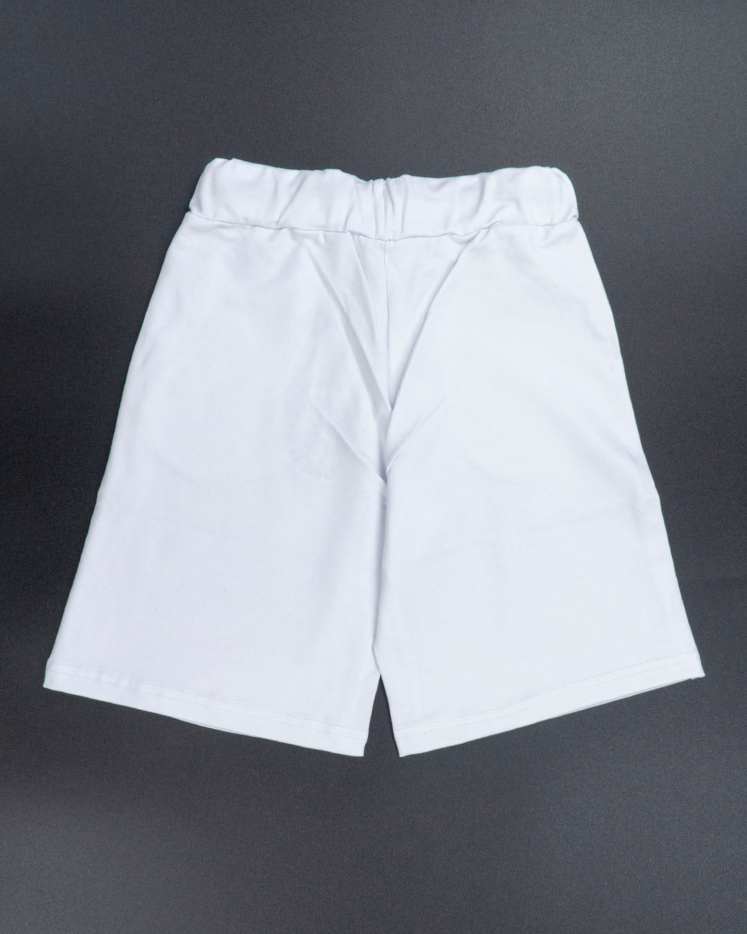 Pantalone corto con stampa tonda