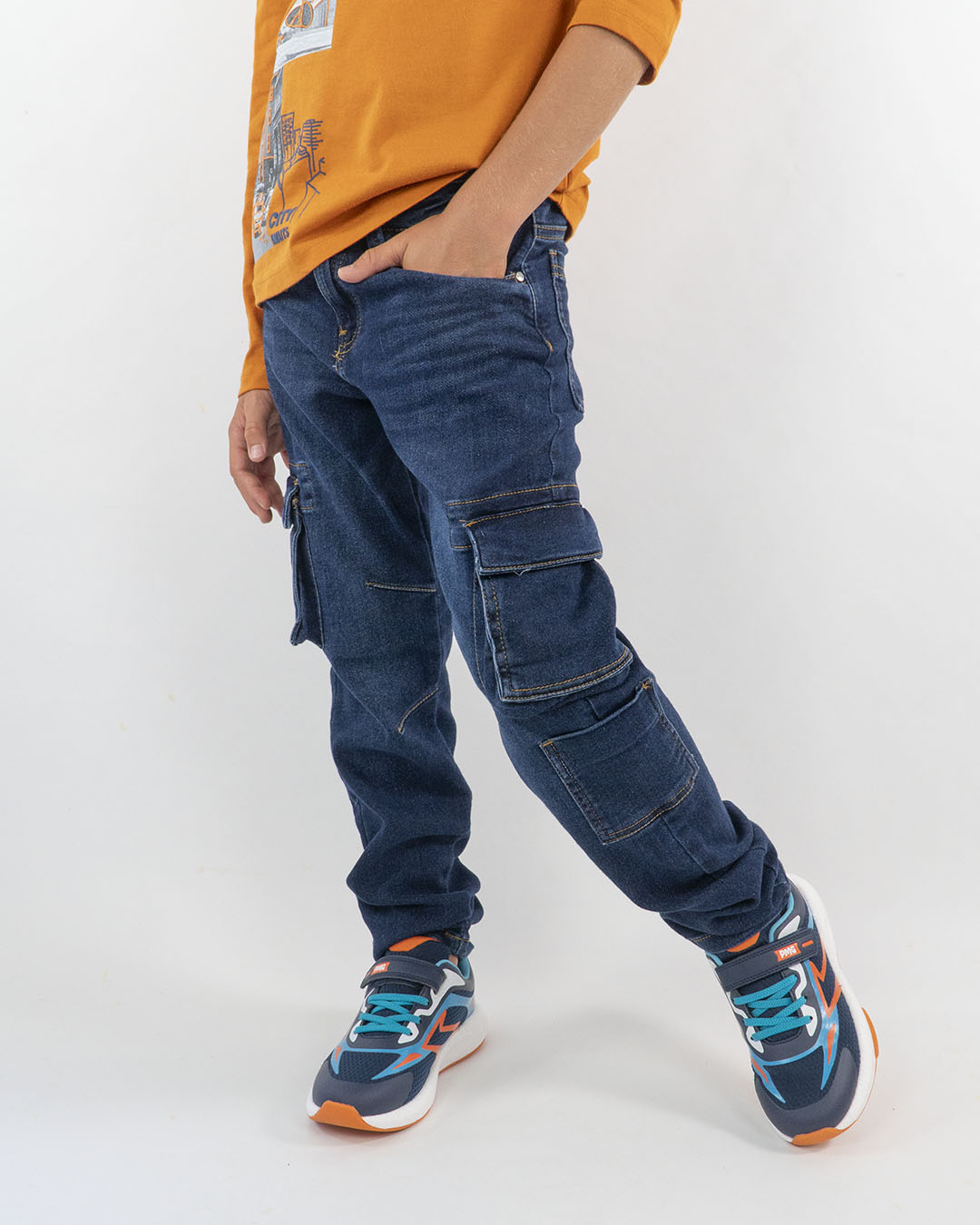 Jeans cargo in denim elasticizzato MAYORAL
