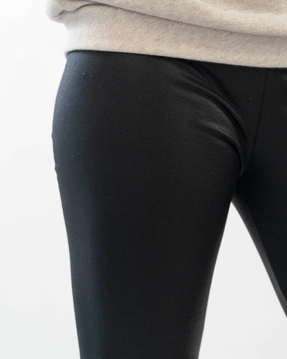 Completo 2 pezzi con pantalone effetto ecopelle