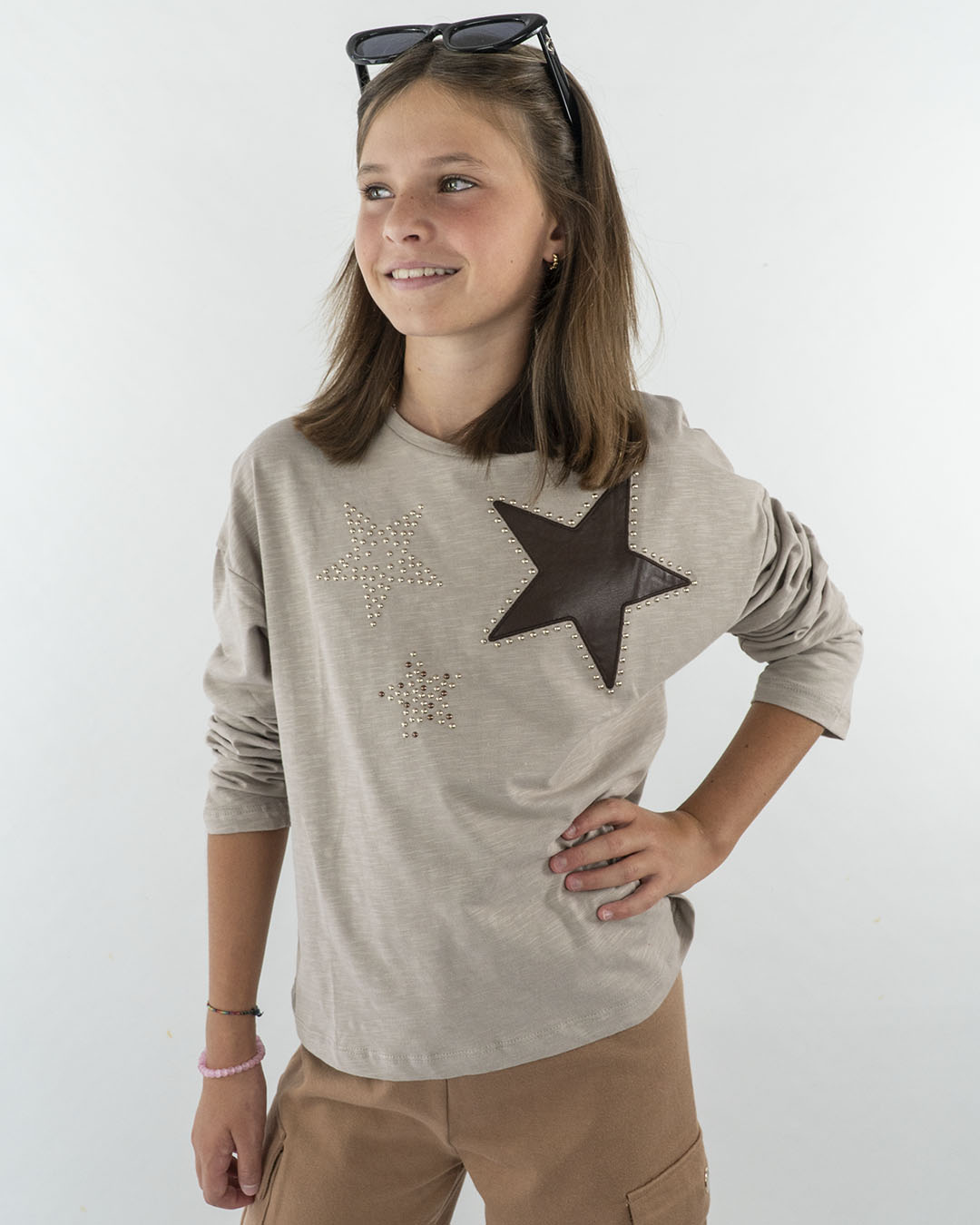 T-shirt manica lunga con stelle borchiate MAYORAL