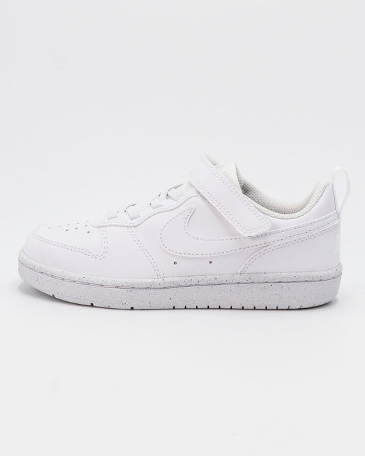 Scarpe bianche con laccio elastico e strappo NIKE