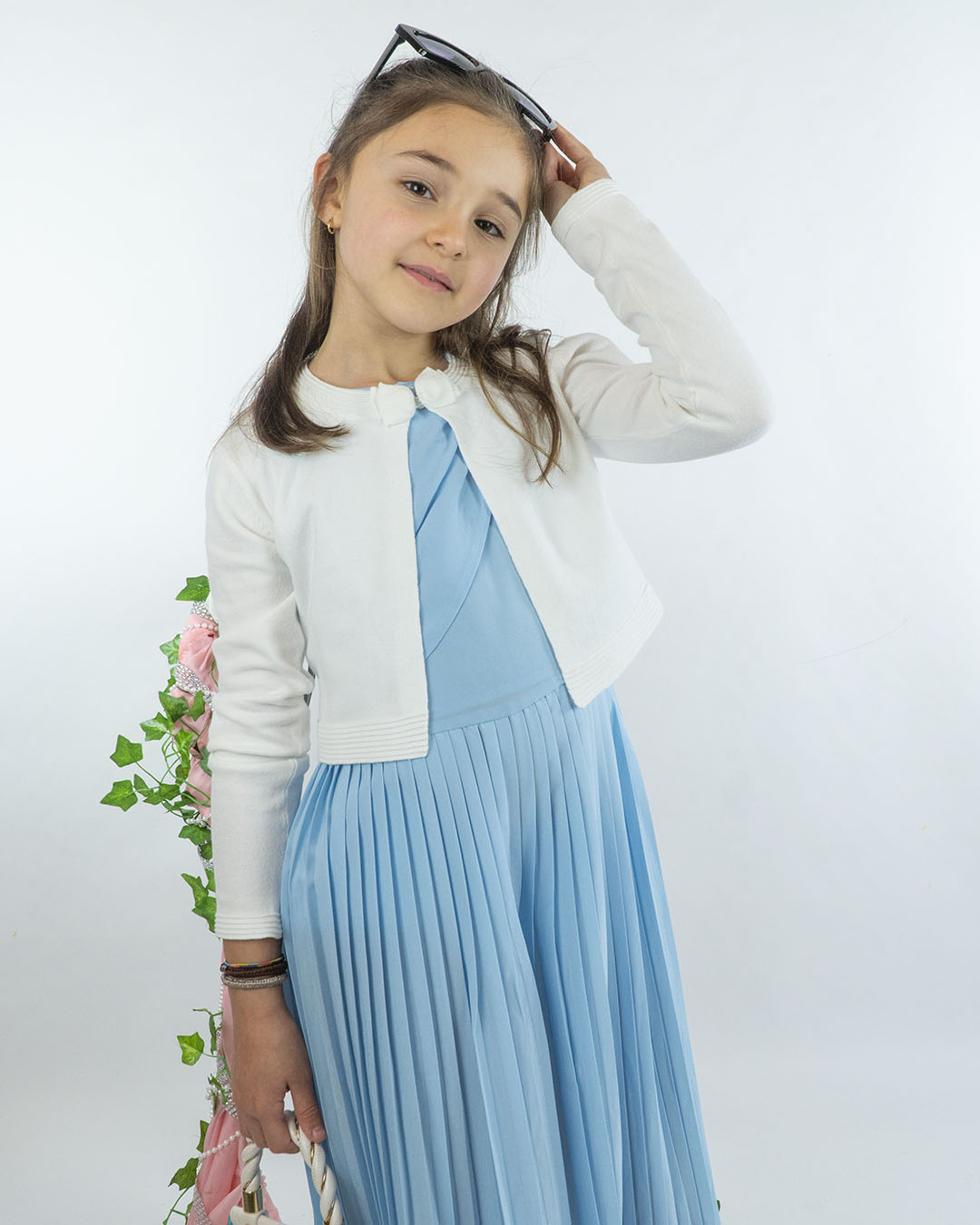 Coprispalle in tricot con chiusura a fioccoMAYORAL