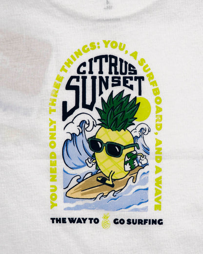 T-shirt manica corta con surf