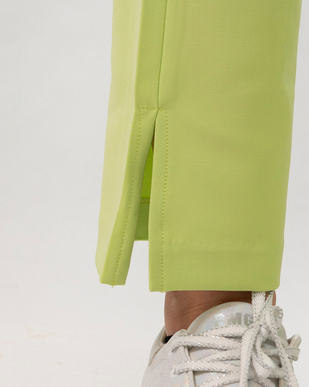Pantaloni lunghi con spacchetto I DO