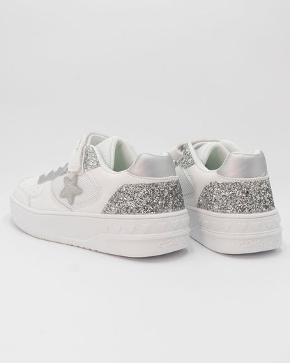 Scarpe in ecopelle con strass e strappo