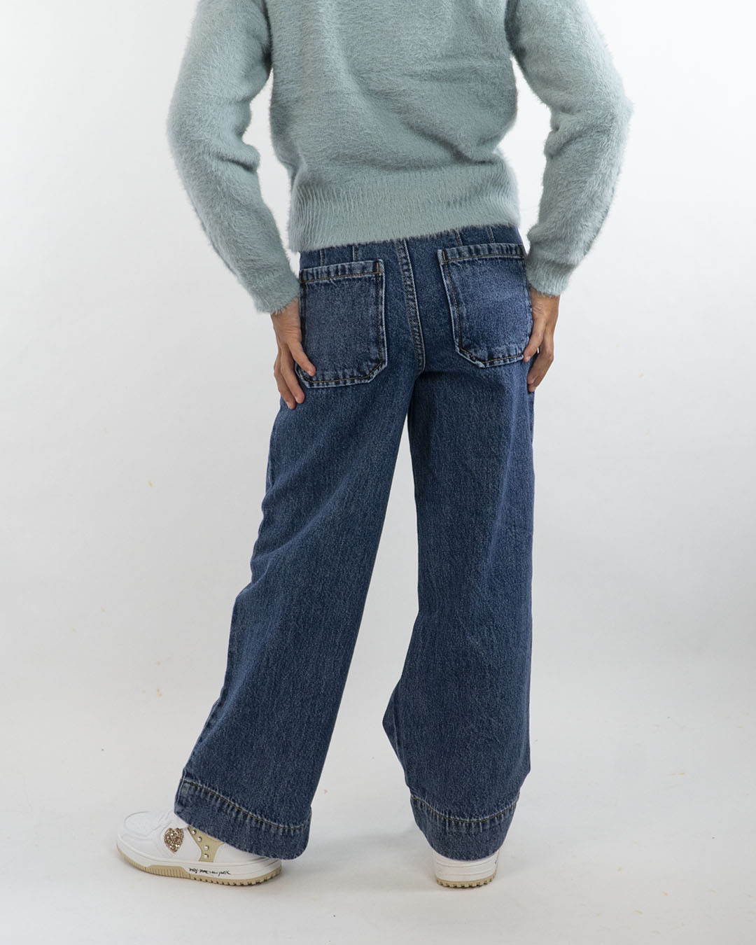 Jeans a gamba larga con bottone a cuore MAYORAL