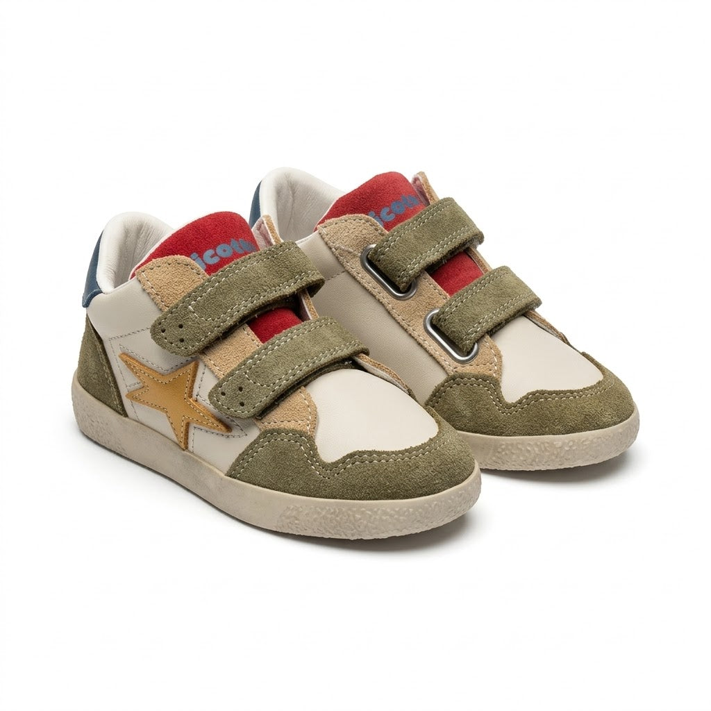 Scarpe in pelle con strappi e stella FALCOTTO
