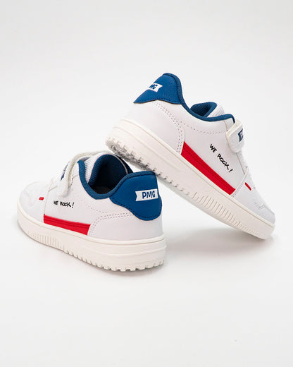 Scarpe con laccio elastico e strappo