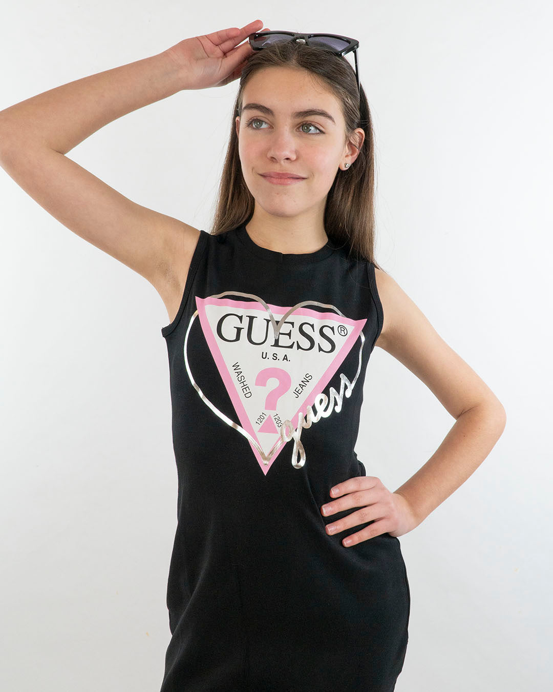 Abito smanicato elasticizzato con logo GUESS